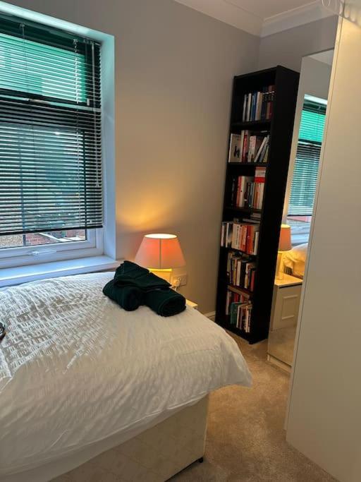 Вілла Adam'S Place, Watford Wd17 2Py Екстер'єр фото