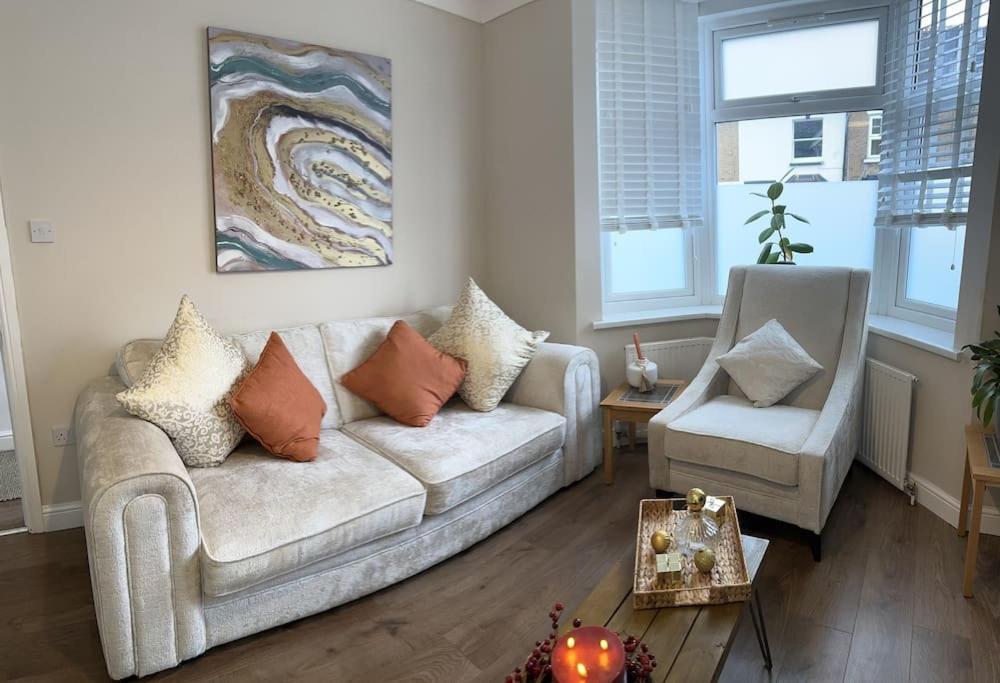 Вілла Adam'S Place, Watford Wd17 2Py Екстер'єр фото